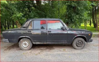 Lada (VAZ) 2107 2011 Ваз 2107, 2011 года, 72 лс, 150000 км еще транспортное средство – легковой автомобиль марка /модель – Lada (ВАЗ) 2107, год выпуска – 2011, VIN – XTA210740BY003394.