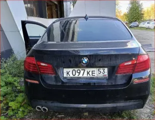 BMW 5 Series 2014 года, 184 лс, АКПП. Идентификационный номер – X4X5A39410D880034. Тип ТС – легковой, год изготовления – 2014. Номер кузова – X4X5A39410D880034, цвет кузова – черный. Мощность двигателя – 184 л.с. (135 кВт).