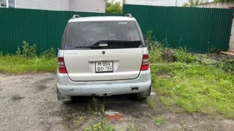 Mercedes Benz ML 320, 1998 года выпуска, VIN WDC1631541A072647, номер двигателя 11294230292328, государственный регистрационный знак М054ВО154. Тип транспортного средства: легковой автомобиль (универсал), объем двигателя 3199 см³, бензиновый, мощность 218 л.с. (160,3 кВт), цвет серый, левый руль…