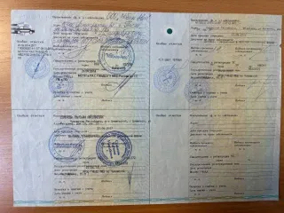 Полуприцеп-контейнеровоз Van Hool 2001 года, черный цвет. VIN отсутствует, ПТС 78УУ 049547, государственный номер АЕ621021, номер шасси (рамы) 25120.