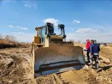 Экскаватор гусеничный Hyundai R300LC-9SH, заводской номер HHKHZ808LE0000183, 2014 год выпуска, госномер 58 УЕ 9248 (63 СВ 9366). Экскаватор гусеничный Hyundai R300LC-9S, заводской номер HHKHZ810LE0001178, 2014 год выпуска, госномер 58 УЕ 9241 (63 СВ 9362). Трактор ДТ-75 ДЕРС2 с буровой установкой…