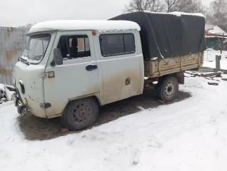 Грузопассажирский УАЗ 390945, идентификационный номер  VIN  XTT390945H1213888 Грузопассажирский УАЗ 390945, идентификационный номер  VIN  XTT390945H1213888, год выпуска 2017, цвет серый, гос рег знак. В446ХА134 Тех. описание: Имеются повреждения лакокрасочного покрытия, следы ржавчины.