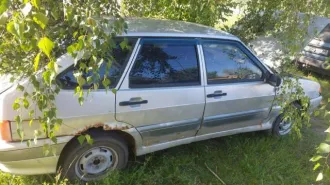 ВАЗ 2114 2006 года, 56.4 л.с., пробег 100000 км. Автомобиль ВАЗ 21140, цвет светло-серебристый металлик, VIN XTA21140064119379. Не заводится, аккумулятор отсутствует.