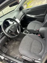 Hyundai Solaris 2014 года, VIN Z94CT41DAFR326655, мощность 123 л.с. Авто не на ходу, требуется ремонт двигателя и подвески.