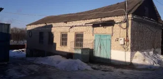 Имущественный комплекс, расположенный по адресу: Белгородская область, г. Алексеевка, ул. Победы, 69, состоящий из: -административного здания, площадью – 254,2 кв.м, с кадастровым номером 31:23:0101001:1426; -здания гаража, площадью – 59,5 кв.м, с кадастровым номером 31:23:0101001:12533; -здания…