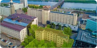 Объект недвижимости 2206.4 кв.м Красноярский край Продажа объекта недвижимого имущества площадью 2 206,4 кв.м. (кад. номер 24:50:0000000:159216), по адресу: Красноярский край, г.о. город Красноярск, г. Красноярск, ул. Карла Маркса, д. 103, одновременно с земельным участком площадью 2 771 кв.м…