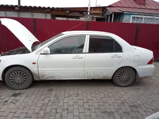 Mitsubishi Lancer 2002 автомобиль марки MITSUBISHI модель Lancer 2002 г.в. номер кузова CS2A0406937 ознакомление с имуществом осуществляются в течение срока приема заявок по предварительной записи по телефону 8 900 164 70 41 в с. Черемное Алтайского края