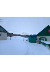 Доля жилого здания 36,6 кв.м и земельного участка 1208 кв.м Республика Башкортостан 1/3 доля в праве на жилое здание, площадь: 36,6кв.м., кадастровый номер: 02:35:061301:277 и 1/3 доля в праве на земельный участок, площадь: 1 208кв.м., категория земель: Земли населенных пунктов, разрешенное…
