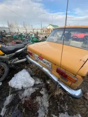 Автомобиль ВАЗ 21013, г/н Х229ТМ24, 1982 г.в., VIN XTA210130C4063752, двигатель № 5989792, цвет оранжевый. Комплектность и состояние не проверялась. Находится в г. Минусинск, документы и ключи отсутствуют. Техническое состояние не проверялось, многочисленные следы ржавчины, находится в частично…