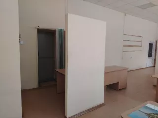 нежилое помещение, находящееся по адресу: г.Каменск-Уральский, ул. Кунавина, д.6, площадь 66,6 кв.м. Помещение с кадастровым номером 66:45:0100241:1637 площадь 66.6 по адресу Свердловская область, г. Каменск-Уральский, ул. Кунавина, д. 6. номера на поэтажном плане: 38-39. Окна выходят во двор…