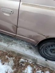Toyota Vitz, 2000 года, 70 лс, 300 000 км, АКПП, легковой автомобиль, марка: TOYOTA, модель: VITZ, год изготовления: 2000, ПТС: 25TP171691200320070Z, г/н: У357ЕС19, номер кузова SCP10-0199397