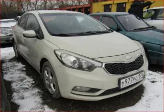 Kia Cerato, 2013 года, 130 лс, 174326 км, АКПП, Автомобиль легковой. Марка KIA CERATO, дата выпуска 2013 г., цвет серебристый, регистрационный знак У977РС174, технический паспорт серия 77ХА номер 164592, VIN-номер XWEFX411BD0001230.