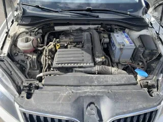 Skoda Superb 2017 года, 150 лс, 120000 км, АКПП. Легковой автомобиль, марка/модель: Шкода Суперб, год изготовления: 2017, мощность двигателя, л. с. (кВт): 150 (110), VIN: TMBAB6NP7H7551827.
