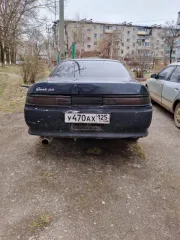 Toyota Mark II 1985 года, черный цвет. Модель двигателя: 1G, бензиновый, номер 6299922, мощность 135 л.с. (99 кВт), рабочий объем 1988 см³. Кузов № GX906653696. ПТС: 25 РСМ 647442, госномер У 470 АХ 125. Страна изготовитель: Япония. Технически допустимая максимальная масса 1565 кг, масса в…