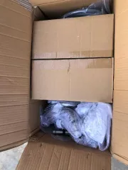 Запчасти для систем подачи воды: гибкий шланг для подачи воды в пластиковой оплетке с металлическим штуцером и фитингом на концах длиной 180 см, уплотнительное кольцо, металлическая полая изогнутая трубка г-образной формы с пластиковыми элементами длиной 26 см, фитинги металлические в виде втулки…