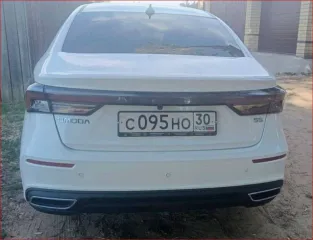 Omoda S5 2023 Omoda S5, 2023 года, 113 лс, АКПП еще автотранспортное средство со следующими характеристиками: Модель автомобиля: Omoda S5; 2023 года выпуска; номер двигателя SQRE4G15CAEPC01278; VIN: LVVDC21B2PD190347