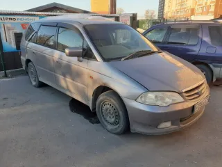 Honda Odyssey 2001 года выпуска. Марка: Honda, модель: Odyssey. VIN кузова: RA61102963. Автомобиль находится в Новосибирске по адресу: ул. Романтиков, 26. По вопросам осмотра и дополнительной информации звоните по телефону: +7 (913) 726-73-43.