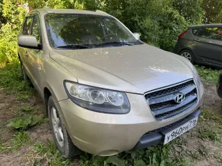 Hyundai Santa Fe 2.7 GLS AT 2007 года выпуска, VIN KMHSH81DP8U248868. Автомобиль на ходу, пробег около 312 000 км, техническое состояние не исследовалось.