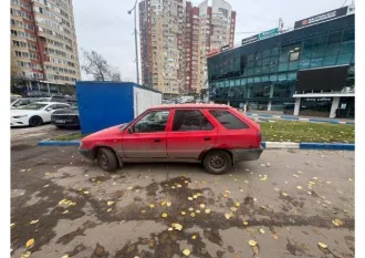 Skoda Felicia, 1998 года, 43 лс. Марка: Skoda Felicia LX. Год изготовления: 1998, цвет красный. VIN: TMBEEA653W0811818, ПТС: 77 TK 903621, госномер: Т989СЕ77. Разрешенная максимальная масса 1460 кг, масса без нагрузки 975 кг.