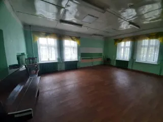 Нежилое здание 516 кв м Дедовичский р-н нежилое здание с КН 60:04:0010123:54, общей площадью 516,0 кв. м, расположенное на земельном участке с КН: 60:04:0010123:46, общей площадью 4176 кв. м., по адресу: Дедовичский р-н, ГП «Дедовичи», рп Дедовичи, ул. Школьная, дом № 14 Год ввода в эксплуатацию…