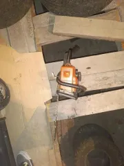 Бензопила Sturm с шиной и пильной цепью, пильная цепь, бензопила STIHL MS 440, бензопила STIHL MS 270, бензопила Oleo-Mac модели 941 С в корпусе оранжевого цвета, бензопила Урал, бензопила Карвер, бензопила STIHL MS 180 (пила цепная бензиновая).