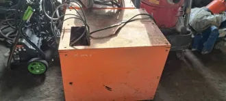 Сварочное оборудование: Выпрямитель ВДМ-1202С с оснасткой ESAB Выпрямитель сварочный многопостовой ВДМ-1202С с кабелем и держателем ESAB, бывший в употреблении, рабочий