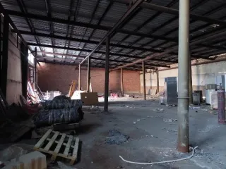 Здание с кадастровым номером 62:29:0130002:3484, назначение: нежилое, площадью 1255,4 кв.м, количество этажей: 1, в том числе подземных 0, реестровый номер 302597, расположенное по адресу: Рязанская обл., г. Рязань, р-н Южный Промузел, с земельным участком площадью 1332 кв.м с кадастровым номером…