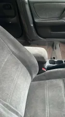 Nissan Bluebird 2000, год выпуска: 2000, цвет: белый. Мощность двигателя: 145 л.с. (106.6 кВт). Номер кузова: HU14631807. Идентификационный номер (VIN) и номер шасси отсутствуют.