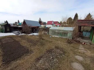 Земельный участок 536 кв.м с постройками, Новосибирская область. Расположен по адресу: Россия, Новосибирская область, МО Кубовинского сельсовета, с.т. «Тайга», Новосибирский район, ул. Озерная, дом участок 47. На участке расположены незарегистрированные в ЕГРН объекты: садовый дом (дача)…