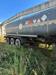 Полуприцеп цистерна марки ZHONGJI ZJV9400GYYDY, 2012 года выпуска, идентификационный номер LJRT12387CN001377.