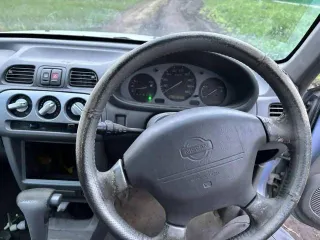 Nissan March 2000 года, 60 лс, 175 000 км, АКПП, автомобиль Ниссан Марч, 2000 года выпуска, № кузова К11925371.
