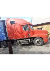 Freightliner FLC, 1998 года, автомобиль грузовой, марка: Freightliner, модель: FLC, VIN: 1FUYSDYBXXLB48266, гос. рег. номер: Е169СЕ161, год изготовления: 1998.