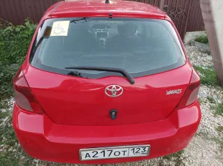Продается автомобиль Toyota Yaris, VIN JTDKW923175058652, 2007 год выпуска.