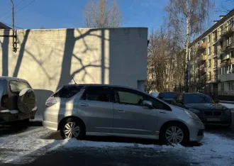 Honda Fit Shuttle Hybrid, 2014, автомобиль марки: HONDA, модель: FIT SHUTTLE HYBRID, год выпуска: 2014г., кузов №: GP2-3217507, ознакомиться с имуществом должника можно по адресу нахождения имущества (г. Санкт-Петербург, ул. Варшавская, д. 37, корп. 2, напротив подъезда №1), можно отправить запрос…