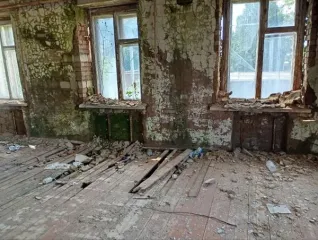 Административно-лабораторный корпус 927.5 кв.м, Удмуртская Республика Нежилое здание: административно-лабораторный корпус, с земельным участком Кадастровый номер здания: 18:15:052040:29 Кадастровый номер земельного участка: 18:15:052040:4 Здание с кадастровым номером 18:15:052040:29 площадь 927.5…