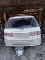 Toyota Ipsum 1997 года. Разукомплектованный легковой автомобиль, марка: Toyota, модель: Ipsum, год изготовления: 1997, VIN: отсутствует, г/н: к141ау04, кузов №: SXM107030163. Требуется ремонт мотора, не на ходу.