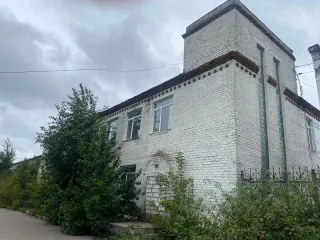 Производственное здание 1144,4 кв.м, земельный участок 1822 кв.м, Республика Башкортостан Производственное здание - 1 144,4 кв. м, 2-х этажное, право аренды на земельный участок - 1 822 кв. м, адрес: Республика Башкортостан, г. Уфа, ул. Индустриальное шоссе, д. 26, з/у 26/8, кадастровые номера…