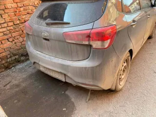 Kia Rio 2016, хэтчбэк, 107 лс, автоматическая коробка передач, темно-серый цвет кузова, объем двигателя 1396 см³, передний привод. Идентификационный номер (VIN): Z94CB51ABHR085673. Сведения о номере двигателя, пробеге и техническом состоянии автомобиля, а также проведённой оценке не предоставлены…