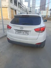 Hyundai ix35 2012 года выпуска. VIN: TMAJU81BDDJ383918.