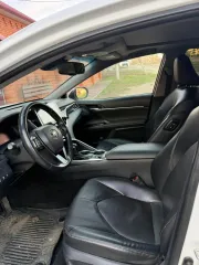 Toyota Camry 2022 года выпуска, VIN: LVGBC74K1NG615995