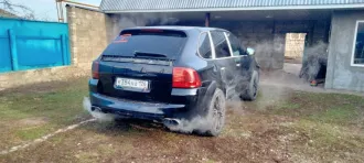 Porsche Cayenne 2003 Автомобиль Porsche Cayenne, VIN: WP1ZZZ9PZ4LA81832, год выпуска 2003, цвет чёрный. Все запреты и ограничения с реализуемого имущества покупатель снимает самостоятельно (как новый собственник).