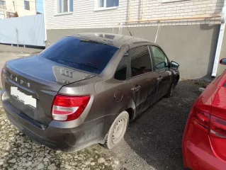 LADA Granta седан, 2024, VIN XTA219070R1072966.
