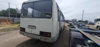 Автобус ПАЗ 4234, год изготовления 2005, идентификационный номер (VIN) Х1М4234Т050001117, модель, № двигателя Д245.9Е2 179711, кузов № 50001117, цвет кузова бело-синий, мощность двигателя 136 л.с., тип двигателя дизельный, паспорт транспортного средства 52 МА 229887, регистрационный номер А 644 ВН…