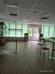 Нежилое здание, солдатское кафе, расположенное по адресу: Московская область, городской округ Подольск, город Подольск, микрорайон Климовск, улица Школьная, дом 50, строение 11 (закрытая территория), общей площадью 214,0 кв.м.; кадастровый номер 50:56:0010203:847. Обременений нет, целевое…