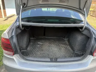 Volkswagen Polo 2018, легковой автомобиль, год выпуска: 2018, VIN: XW8ZZZ61ZKG009616, цвет: серебристый. Имущество является предметом залога ООО МФК "ПСБ Финанс".