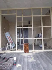 Комната 18,4 кв.м в Вологодской области. Расположена в жилом помещении на 3 этаже по адресу: Россия, Вологодская обл., Устюженский р-н, г. Устюжна, ул. Интернациональная, д. 22, кв. 30. Кадастровый номер: 35:19:0103004:476.