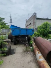 Прицеп тракторный 2 ПТС-5, 2009 года. Транспортное средство: прицеп тракторный, заводской номер машины: 1950, тип ТС: прицеп тракторный, год выпуска 2009, цвет: синий, вид движения: колесный.