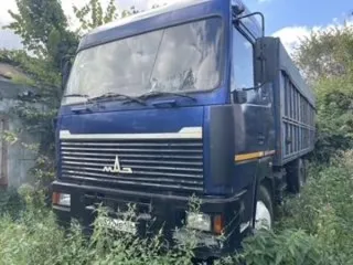 МАЗ 2006 г.в., цвет синий, vin Y3M63120860000170, грузовой автомобиль. По кузову и прицепу имеются повреждения в виде нарушения лакокрасочного покрытия, коррозии. Автомобиль находится не в рабочем состоянии. Шаг аукциона – 3925,00 руб. Размер задатка – 392 500,00 руб. Существующие ограничения…