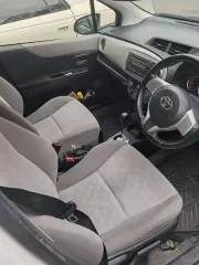 Автомобиль Toyota Vitz, 2013 года выпуска, цвет – белый, государственный номер Е877ТК28, идентификационный номер (VIN) отсутствует, номер кузова (прицепа) NSP1302135621, номер двигателя 0631474, мощность двигателя – 95 л.с. Без видимых повреждений. Обременения – арест. Собственник – Бухаров Д.В. …