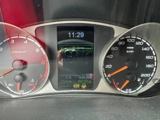 Lada Priora 2012 Lada Priora, 2012 года, 98 лс, 267105 км Lada Priora, 2012 года, 98 лс, 267105 км автомобиль LADA 217030 LADA PRIORA, 2012 года выпуска, VIN: XTA217030D0408915.